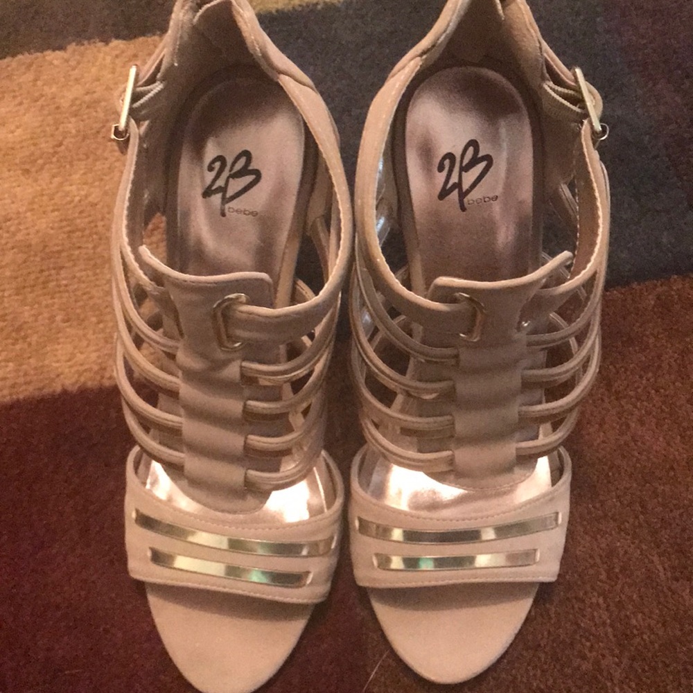 Tan Heels size 8